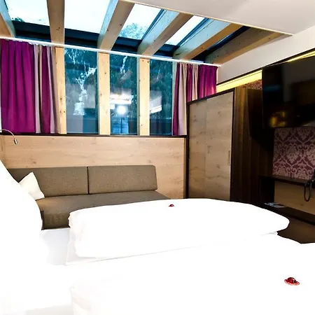 Astellina Hotel-apart מלון 4*