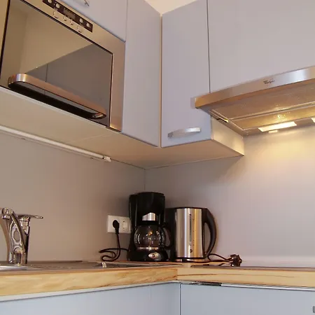 Astellina Hotel-apart ホテル